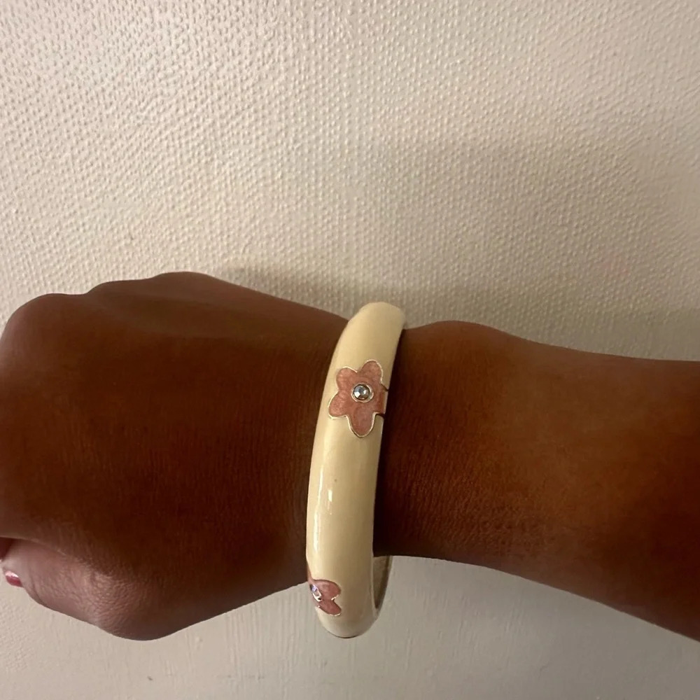 Bracelet ivory , pink flowers romantic, cottage feminine,prairie,victorian - Picture 5 of 8